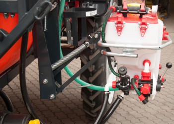 Кронштейн для зручного опускання міксера-змішувача робочої рідини Polmac